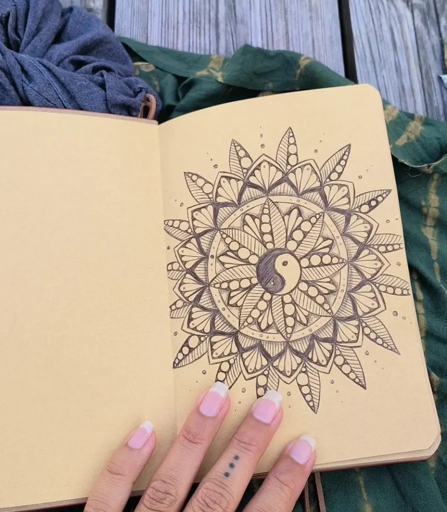 Jessies Art Mandala Zeichnung Freihand